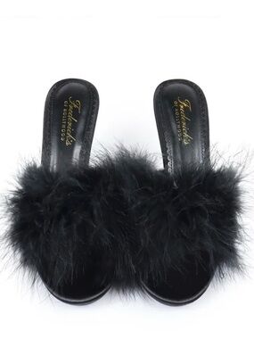 Fredericks of Hollywood Slide Sandals -